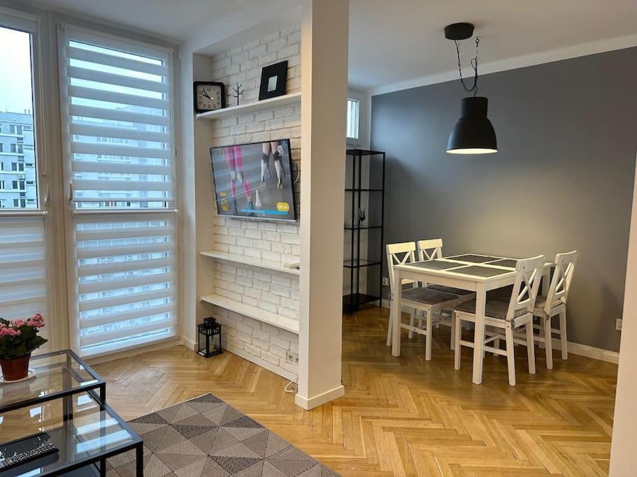 Project Comfort Apartament Grzybowska 30/1211 Varšava Exteriér fotografie